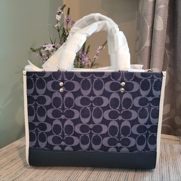 Coach Dempsey Carryall In Signature Jacquard With Coach Patch - Picture 7 of 14